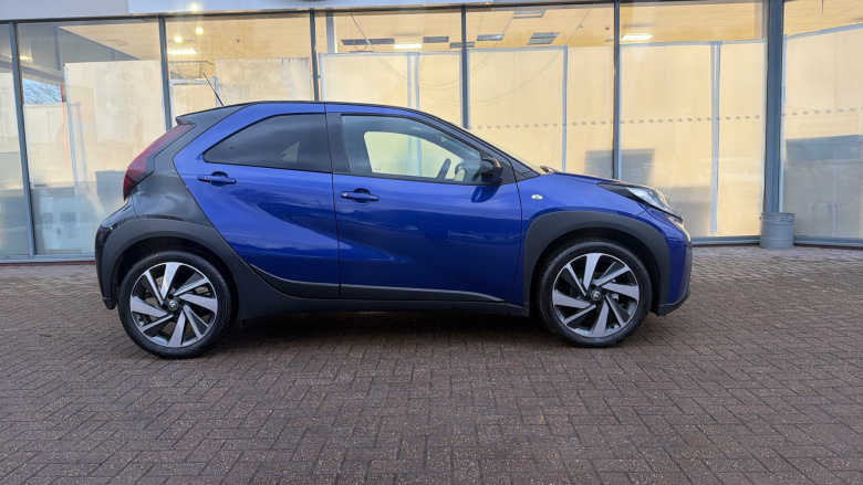 Toyota Aygo X 1.0 VVT-i Edge 5dr Auto Petrol Hatchback